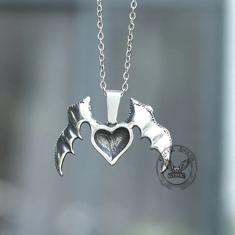 10113-heart-with-wings-stainless-steel-pendant-8.webp Heart With Wings Stainless Steel Pendant