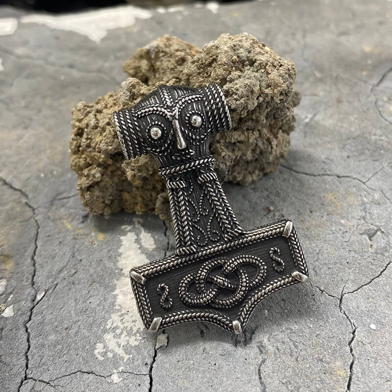10642-celtic-knot-thor-s-hammer-stainless-steel-pendant-3.jpg Celtic Knot Thor’s Hammer Stainless Steel Pendant