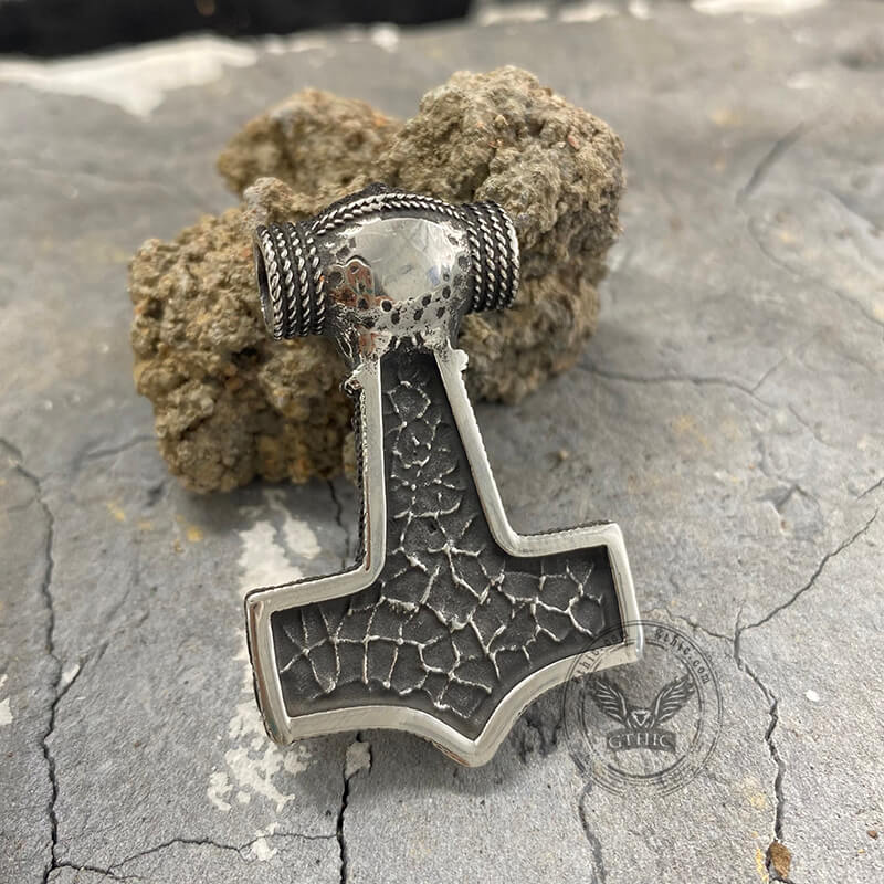 10642-celtic-knot-thor-s-hammer-stainless-steel-pendant-7.jpg Celtic Knot Thor’s Hammer Stainless Steel Pendant