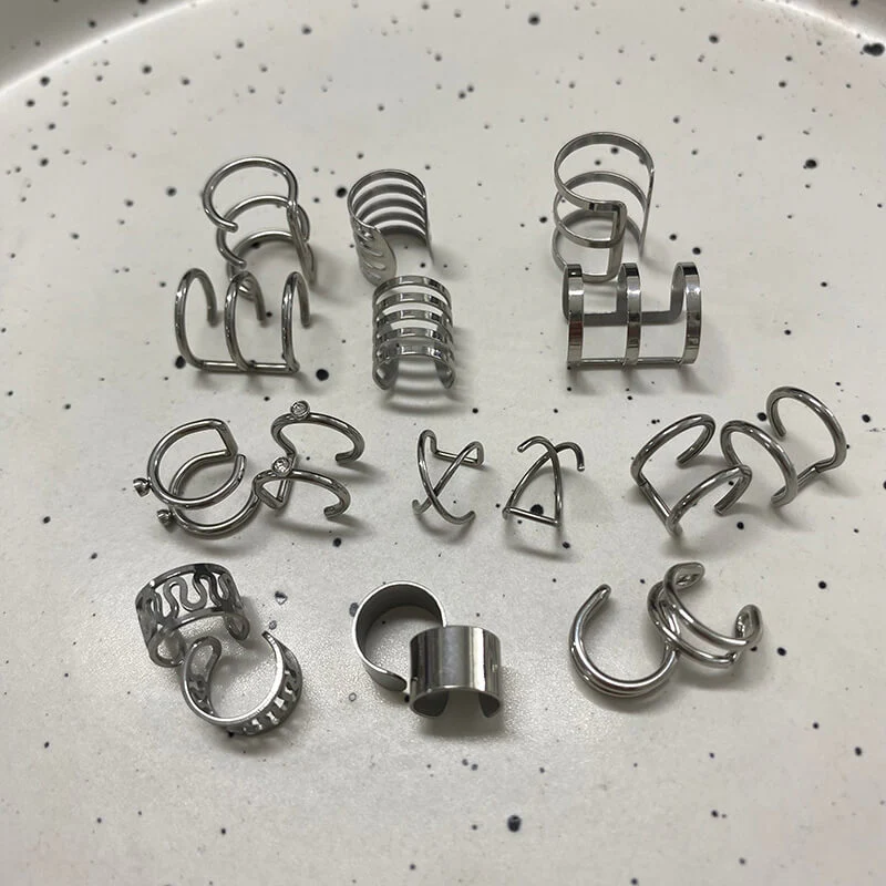 10860-simple-stainless-steel-ear-cuffs-set-1.webp Simple Stainless Steel Ear Cuffs Set