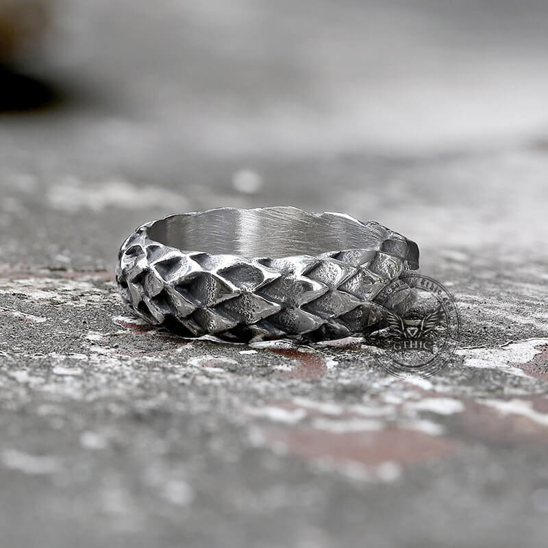 11331-retro-snake-scale-stainless-steel-ring-5.jpg Retro Snake Scale Stainless Steel Ring