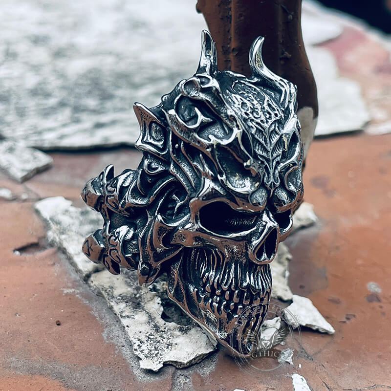 11941-dragon-horned-samurai-stainless-steel-skull-ring-4.jpg Dragon Horned Samurai Stainless Steel Skull Ring