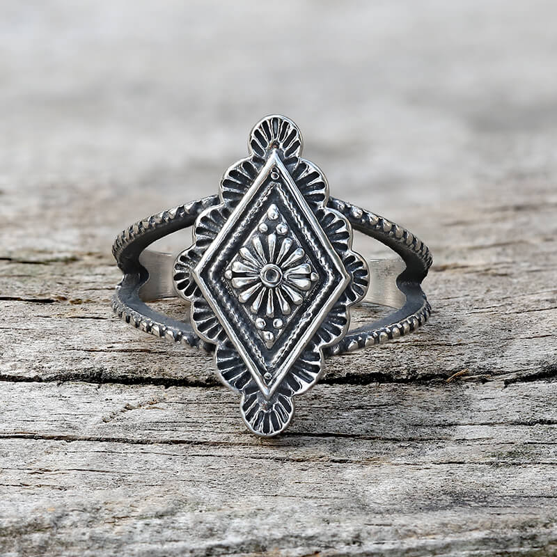 12153-vintage-geometric-bohemian-pattern-stainless-steel-jewelry-set-3.jpg Vintage Geometric Bohemian Pattern Stainless Steel Jewelry Set