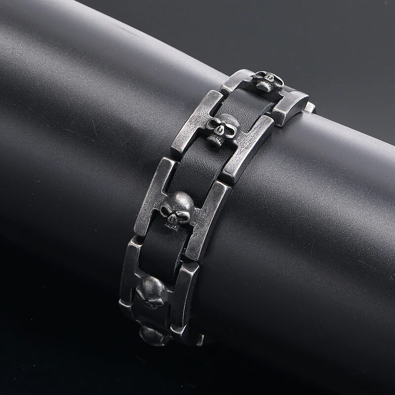 Retro Skull Heads Watch Buckle Stainless Steel Bracelet