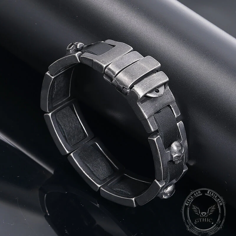 12411-retro-skull-heads-watch-buckle-stainless-steel-bracelet-4.webp Retro Skull Heads Watch Buckle Stainless Steel Bracelet