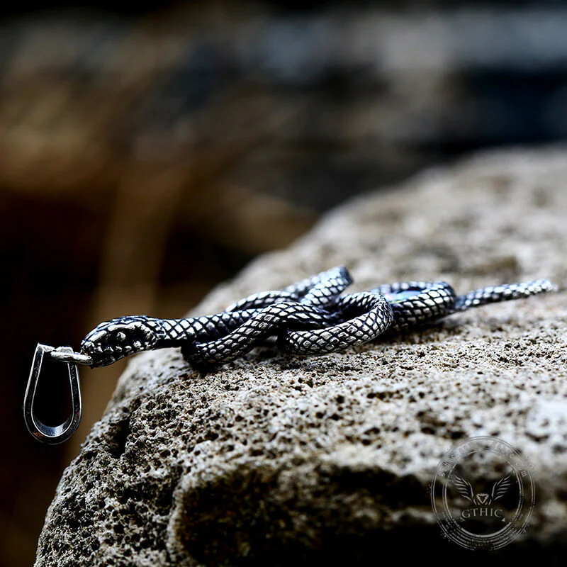 12643-coiled-snake-inlaid-zircon-stainless-steel-pendant-6.webp Coiled Snake Inlaid Zircon Stainless Steel Pendant