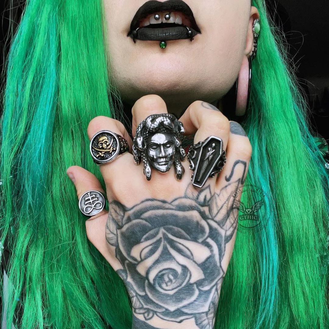 1314-greek-mythology-gorgon-monster-medusa-beast-ring-2.webp Greek Mythology Gorgon Monster Medusa Beast Ring
