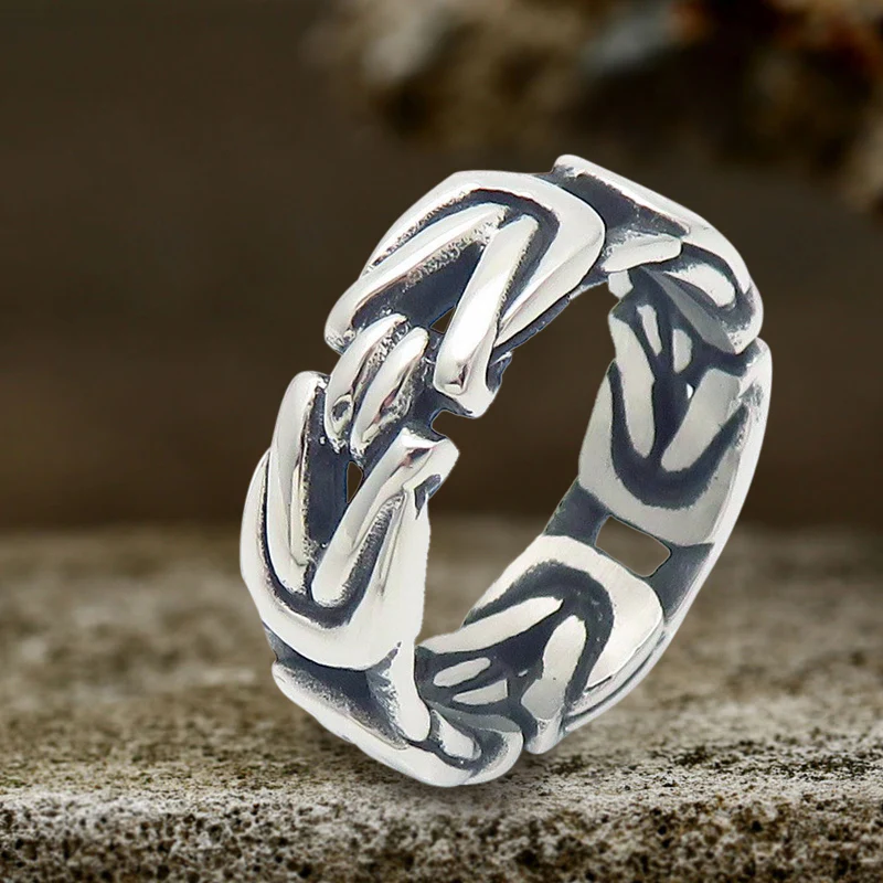 13741-simple-v-shaped-emperor-chain-couple-stainless-steel-ring-9.webp Simple V-shaped Emperor Chain Couple Stainless Steel Ring