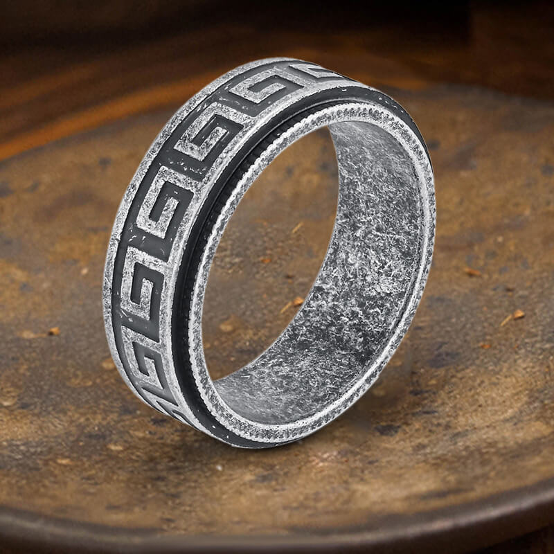 Retro Great Wall Pattern Stainless Steel Spinner Ring