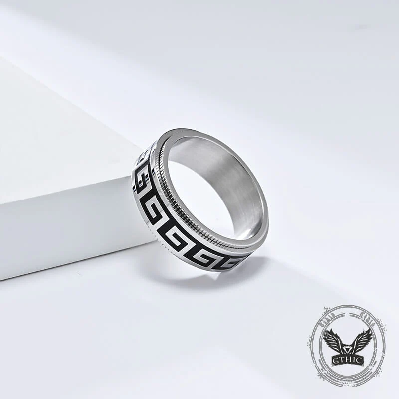 Retro Great Wall Pattern Stainless Steel Spinner Ring