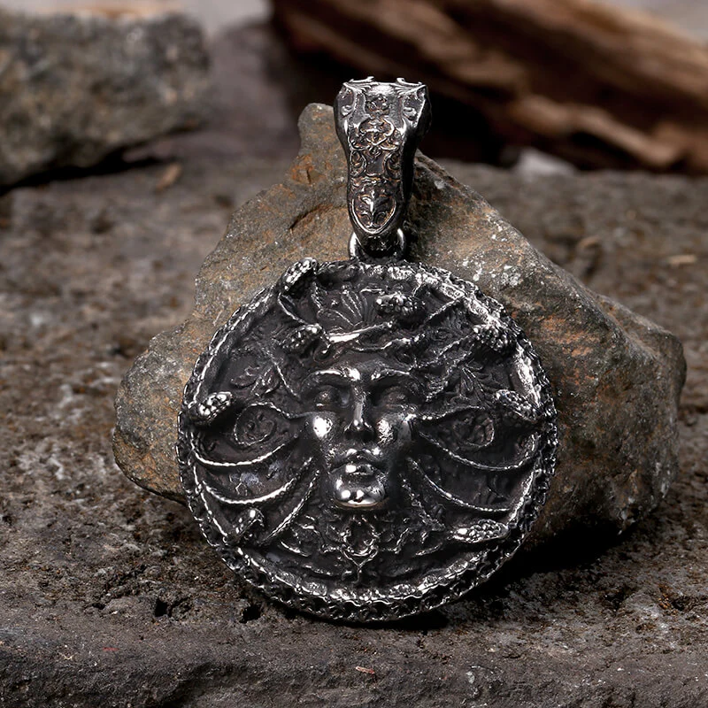 15327-greek-snake-head-medusa-stainless-steel-pendant-6.webp Greek Snake Head Medusa Stainless Steel Pendant