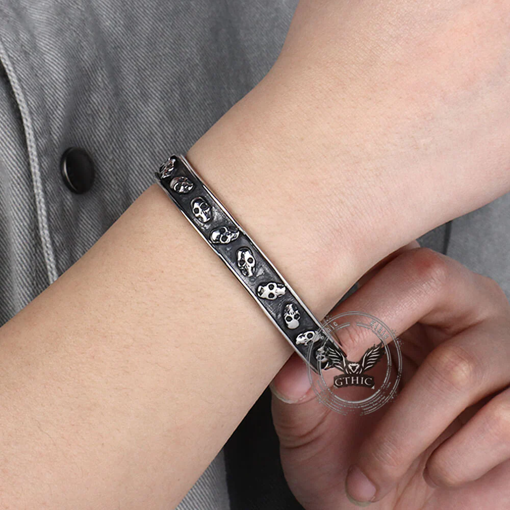 16606-gothic-skull-fishbone-stainless-steel-open-bracelet-3.webp Gothic Skull Fishbone Stainless Steel Open Bracelet