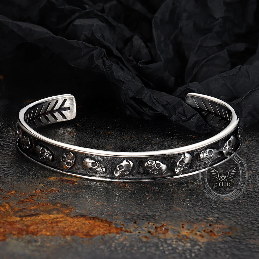 16606-gothic-skull-fishbone-stainless-steel-open-bracelet-6.webp Gothic Skull Fishbone Stainless Steel Open Bracelet