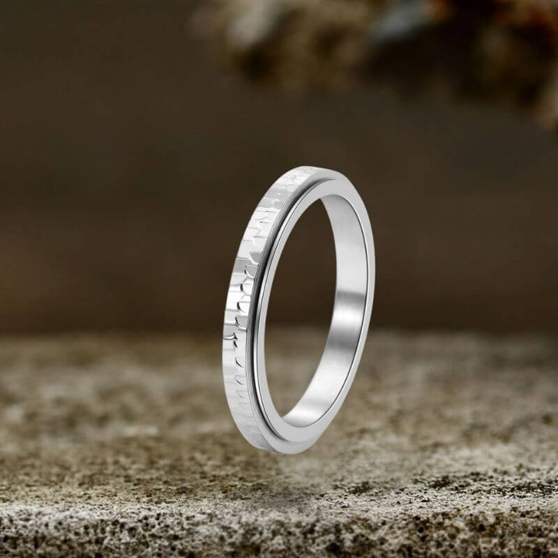 Fashionable Hammered Stainless Steel Spinner Ring