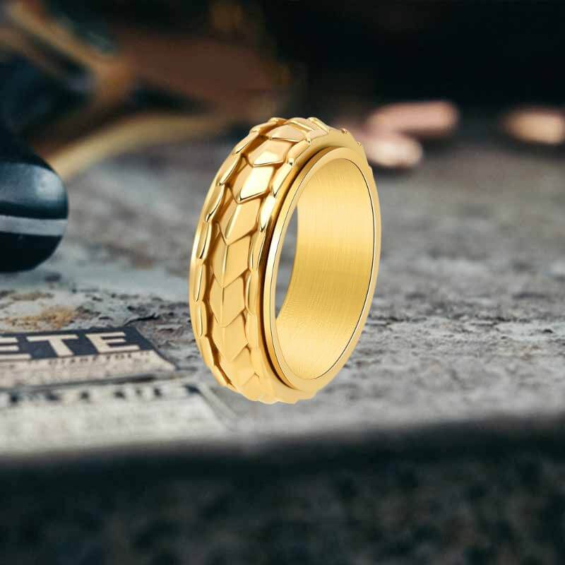 Creative Dragon Scale Stainless Steel Spinner Ring