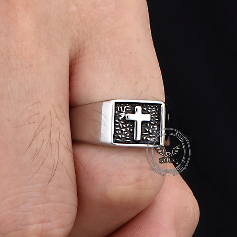 17232-simple-cross-square-seal-stainless-steel-ring-3.webp Simple Cross Square Seal Stainless Steel Ring