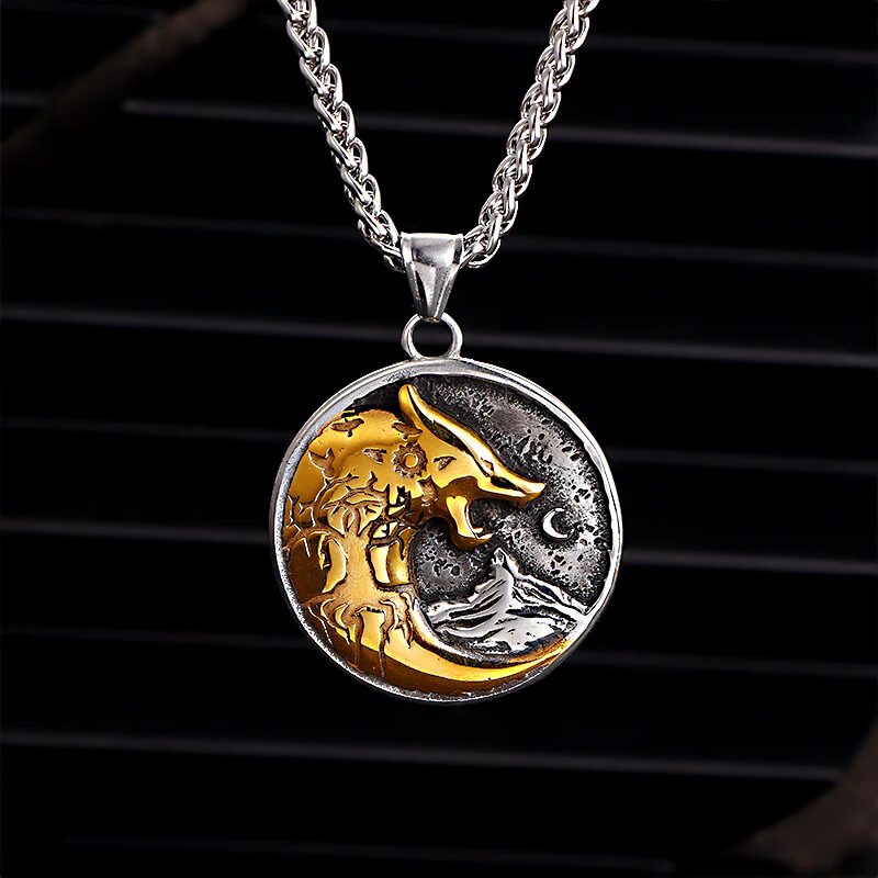 Vintage Viking Roaring Wolf Head Stainless Steel Pendant