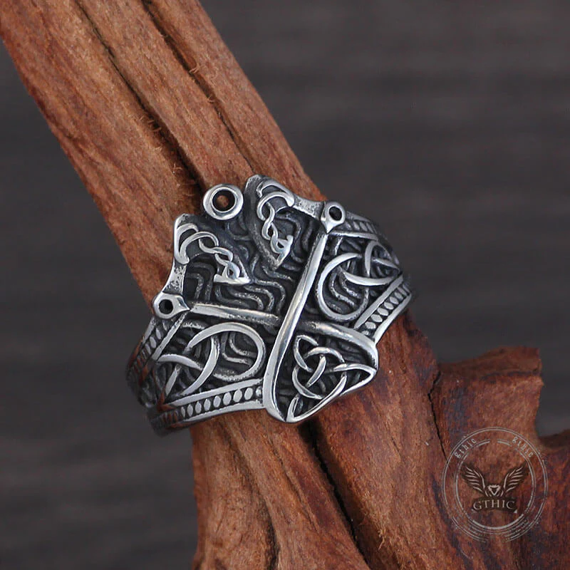 17742-vintage-double-axe-celtic-knot-stainless-steel-viking-ring-6.webp Vintage Double Axe Celtic Knot Stainless Steel Viking Ring