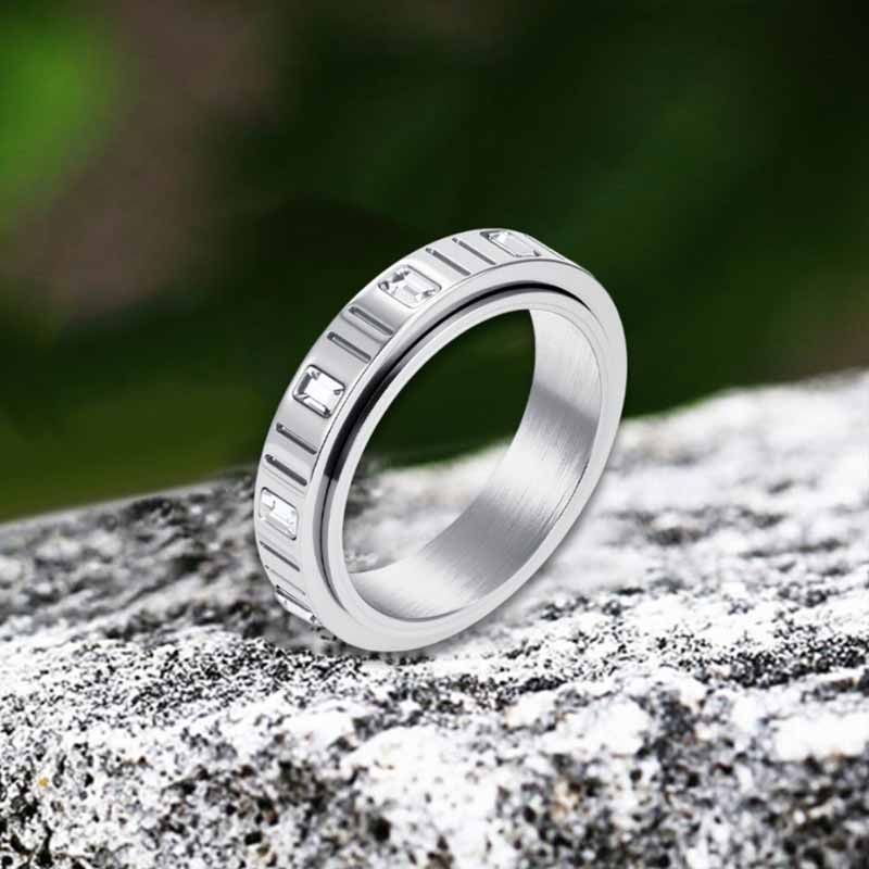Minimalist Zircon Inlaid Stainless Steel Spinner Ring