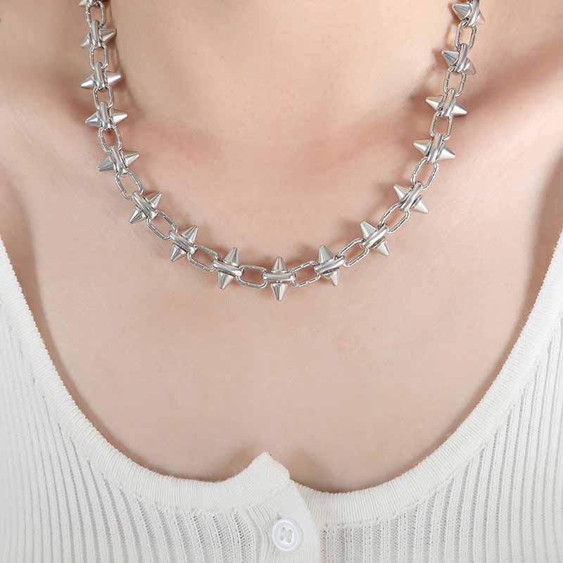 17945-simple-rhombus-stitching-stainless-steel-necklace-2.jpg Simple Rhombus Stitching Stainless Steel Necklace
