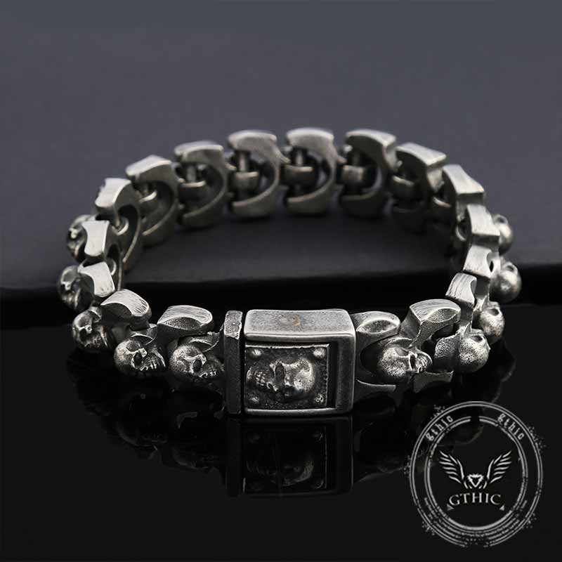 18049-domineering-skull-stainless-steel-punk-bracelet-1.jpg Domineering Skull Stainless Steel Punk Bracelet