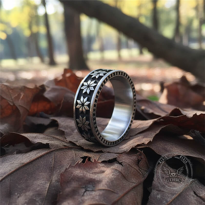 Simple Punk Rhombus Flower Stainless Steel Ring