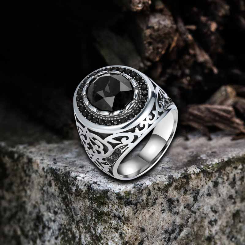 Vintage Pattern Gemstone-Set Stainless Steel Ring