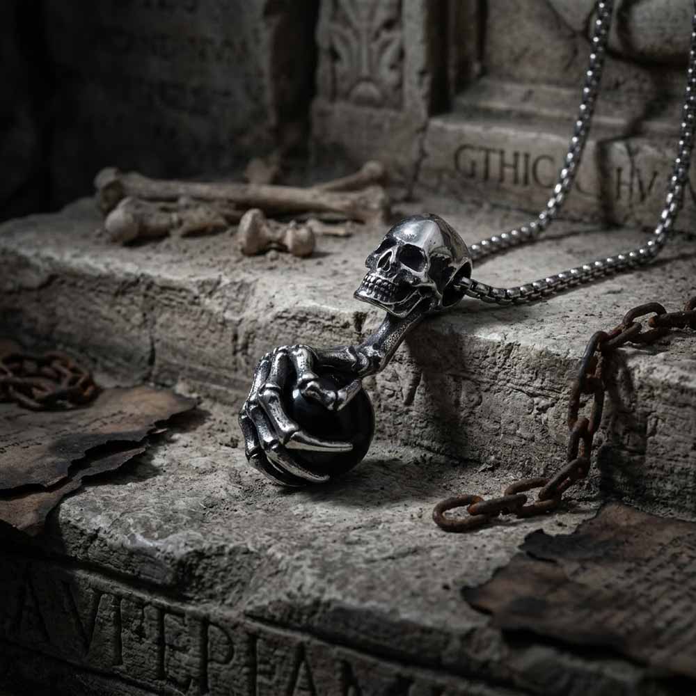 Vintage Skull Hand-held Gem Stainless Steel Pendant