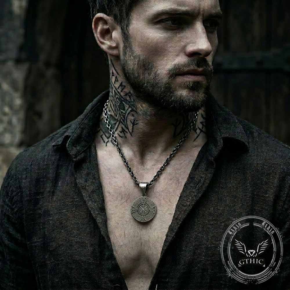 Celtic Triangle Knot Vegvísir Stainless Steel Pendant