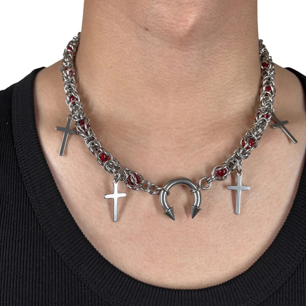 19288-punk-red-bead-horseshoe-rivet-cross-stainless-steel-necklace-4.webp Punk Red Bead Horseshoe Rivet Cross Stainless Steel Necklace