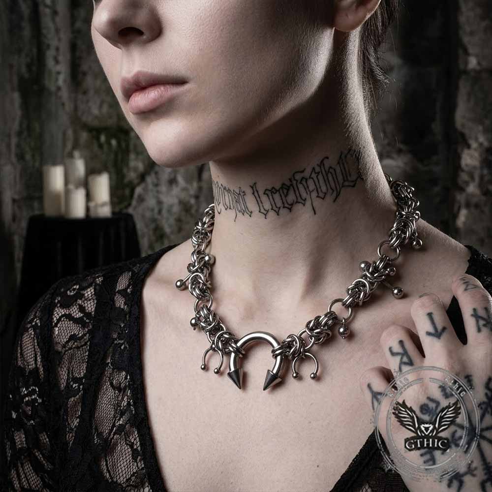 19291-punk-stainless-steel-spike-horseshoe-clavicle-necklace-2.jpg Punk Stainless Steel Spike Horseshoe Clavicle Necklace