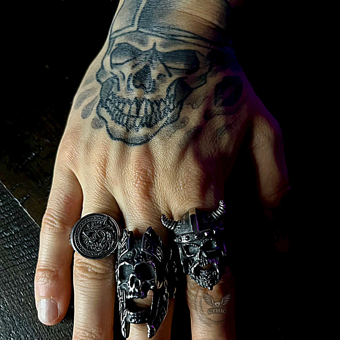 282-god-of-war-ares-stainless-steel-skull-ring-3.webp God of War Ares Stainless Steel Skull Ring