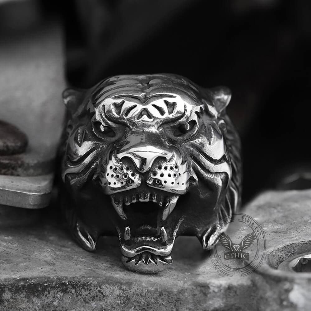 2951-vintage-tiger-stainless-steel-animal-ring-1.jpg Vintage Tiger Stainless Steel Animal Ring
