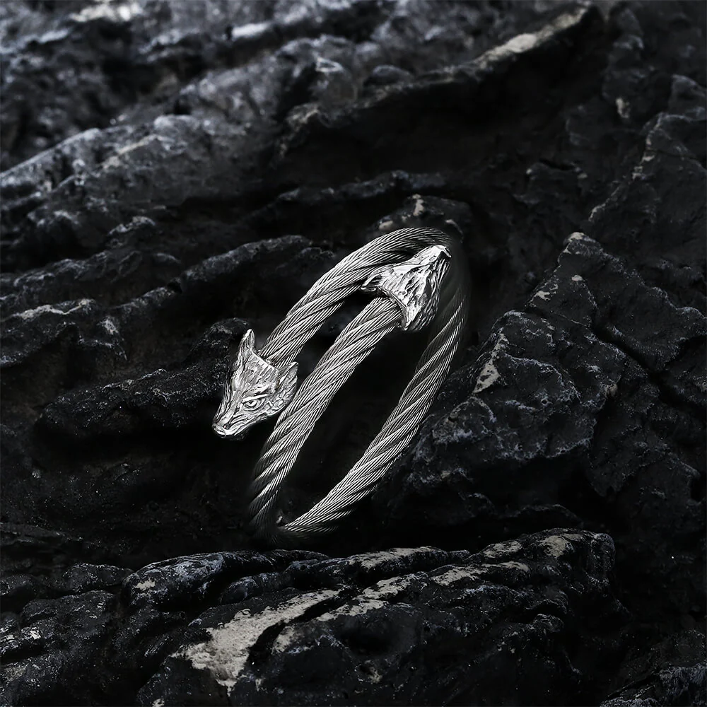 5473-wolf-head-stainless-steel-open-bracelet-5.webp Wolf Head Stainless steel Open Bracelet