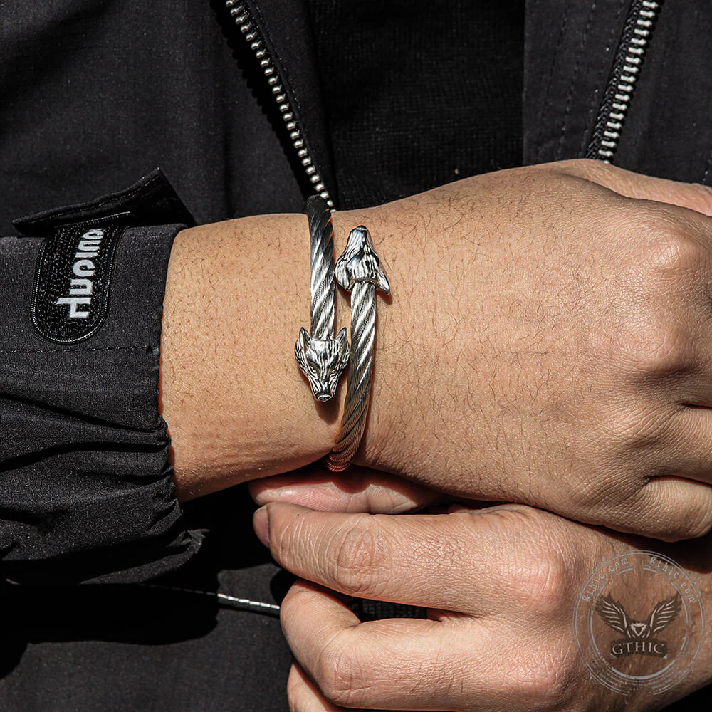 5473-wolf-head-stainless-steel-open-bracelet-6.webp Wolf Head Stainless steel Open Bracelet