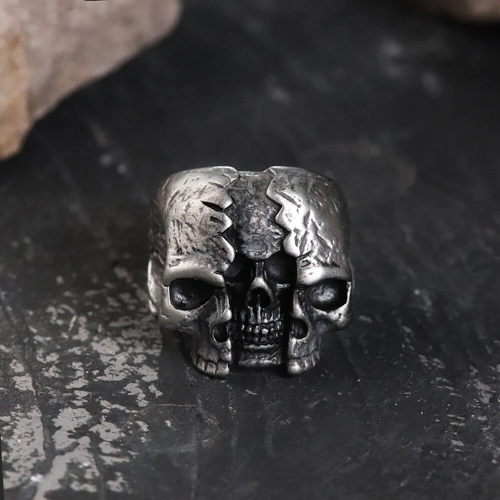 5687-two-face-stainless-steel-skull-ring-4.webp Two-Face Stainless Steel Skull Ring