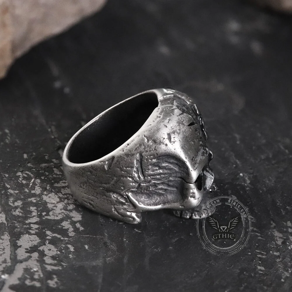 5687-two-face-stainless-steel-skull-ring-7.webp Two-Face Stainless Steel Skull Ring