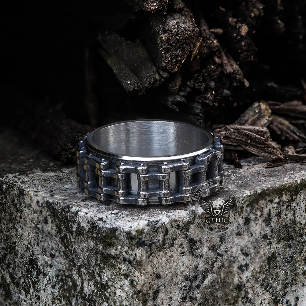 5853-vintage-motorcycle-chain-stainless-steel-spinner-ring-3.webp Vintage Motorcycle Chain Stainless Steel Spinner Ring