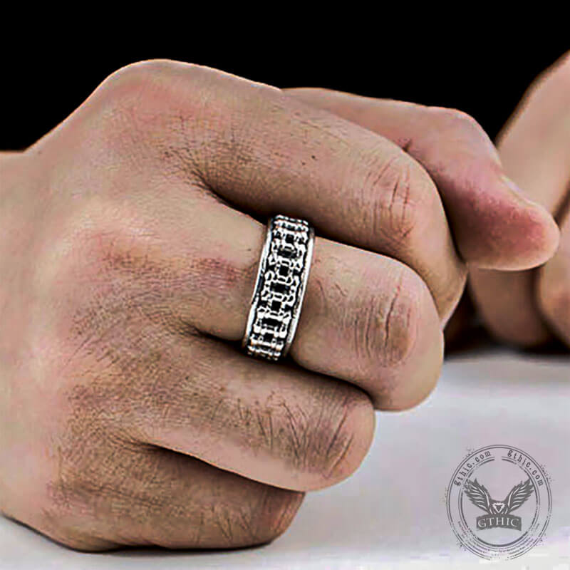 5853-vintage-motorcycle-chain-stainless-steel-spinner-ring-5.jpg Vintage Motorcycle Chain Stainless Steel Spinner Ring