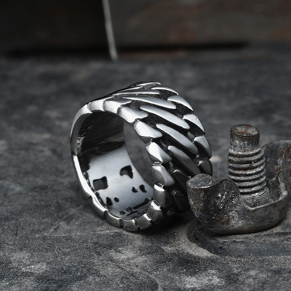 60-locomotive-style-chain-stripes-stainless-steel-ring-6.jpg Locomotive Style Chain Stripes Stainless Steel Ring