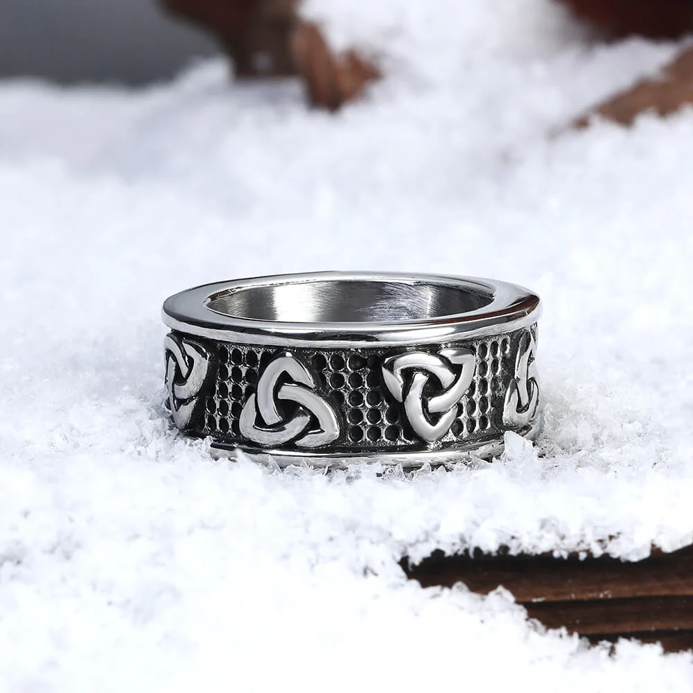 761-warrior-triquetra-stainless-steel-viking-ring-2.webp Warrior Triquetra Stainless Steel Viking Ring