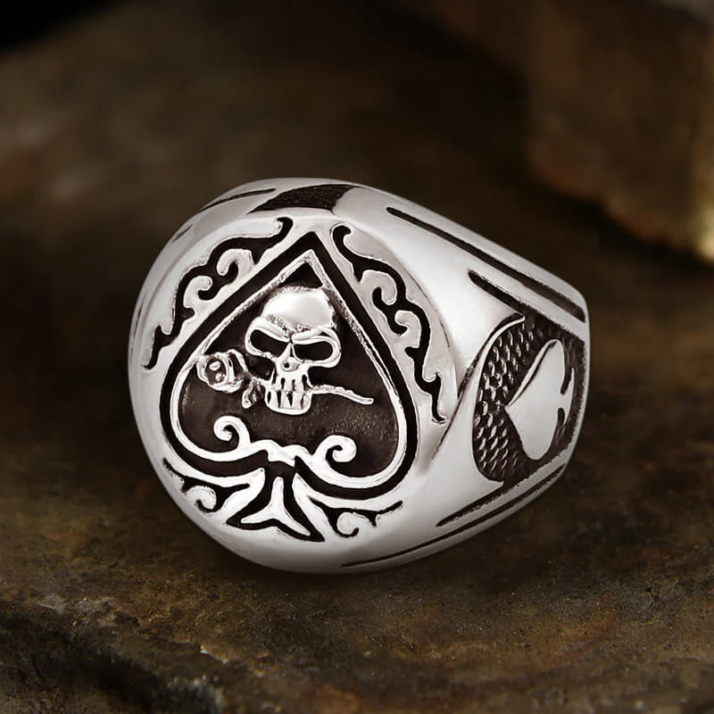 7999-stainless-steel-7-stainless-steel-7-variation-1.webp Spades Skull Stainless Steel Ring