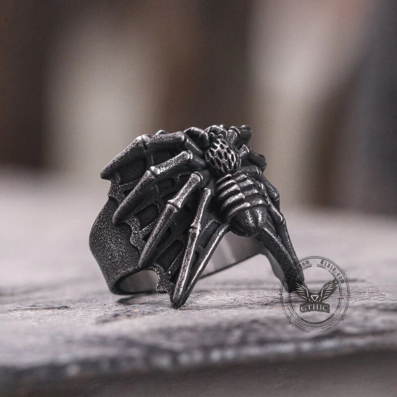 8728-spider-stainless-steel-animal-ring-4.webp Spider Stainless Steel Animal Ring