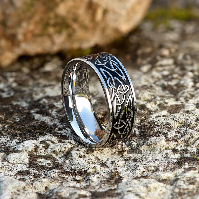 8840-celtic-triquetra-knot-stainless-steel-viking-ring-5.jpg Celtic Triquetra Knot Stainless Steel Viking Ring