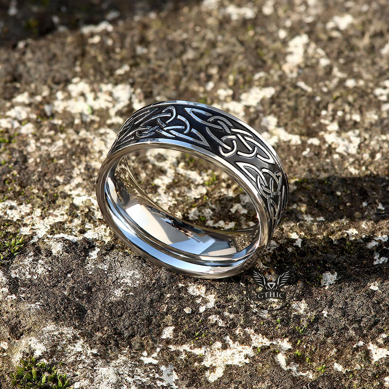 8840-celtic-triquetra-knot-stainless-steel-viking-ring-7.jpg Celtic Triquetra Knot Stainless Steel Viking Ring