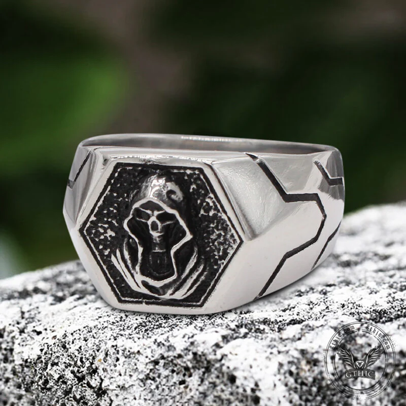 9000-grim-reaper-skull-stainless-steel-men-s-ring-4.webp Grim Reaper Skull Stainless Steel Men’s Ring